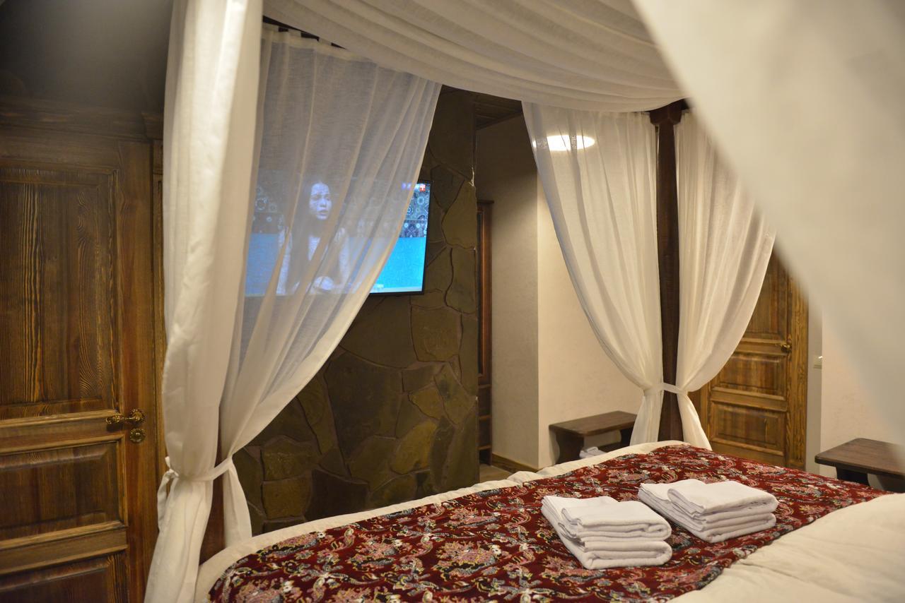 Folvark Gvozd Hotel Kamenyuky Luaran gambar