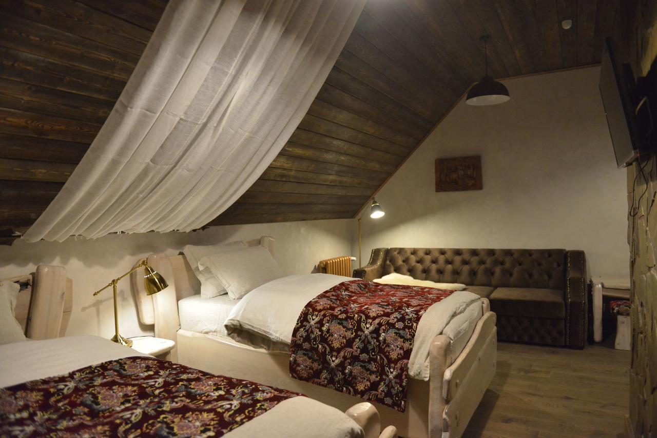 Folvark Gvozd Hotel Kamenyuky Luaran gambar