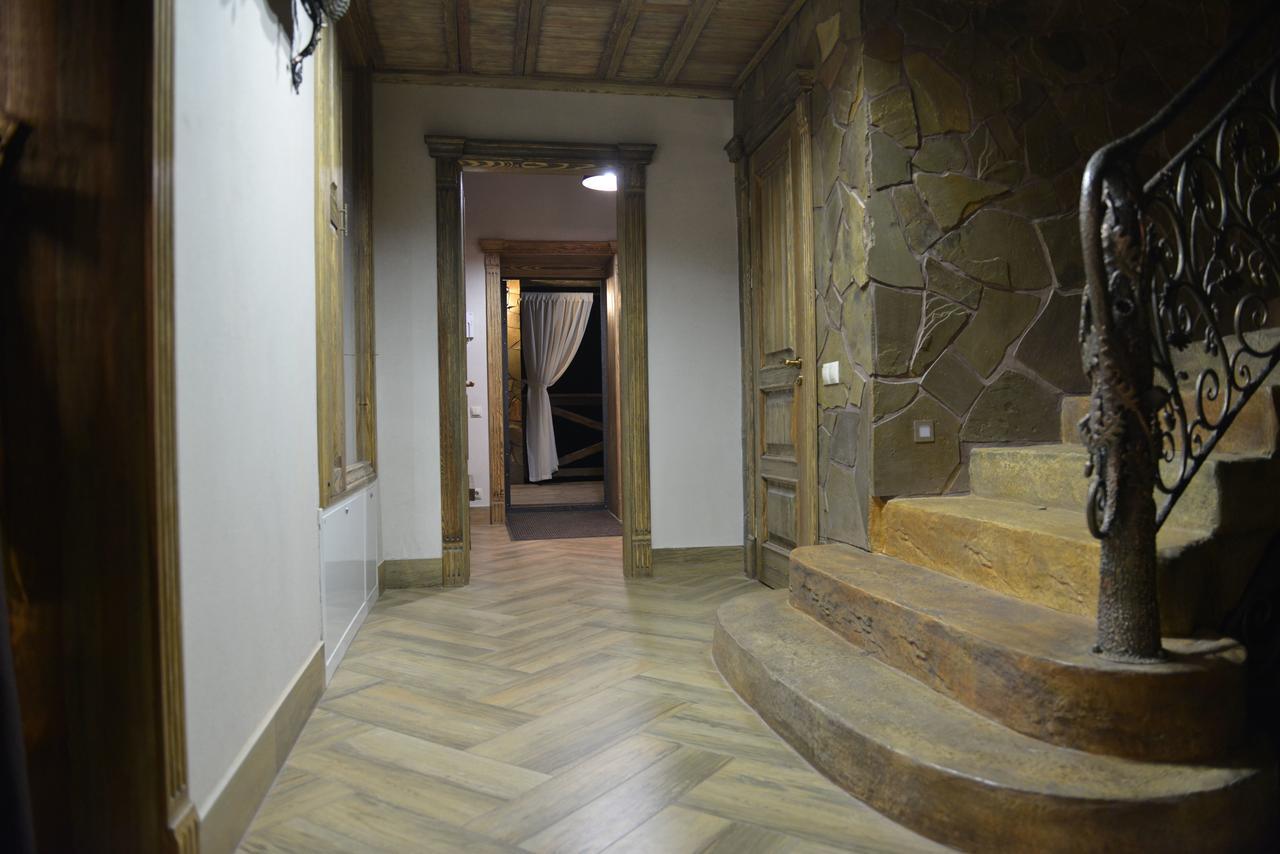 Folvark Gvozd Hotel Kamenyuky Luaran gambar